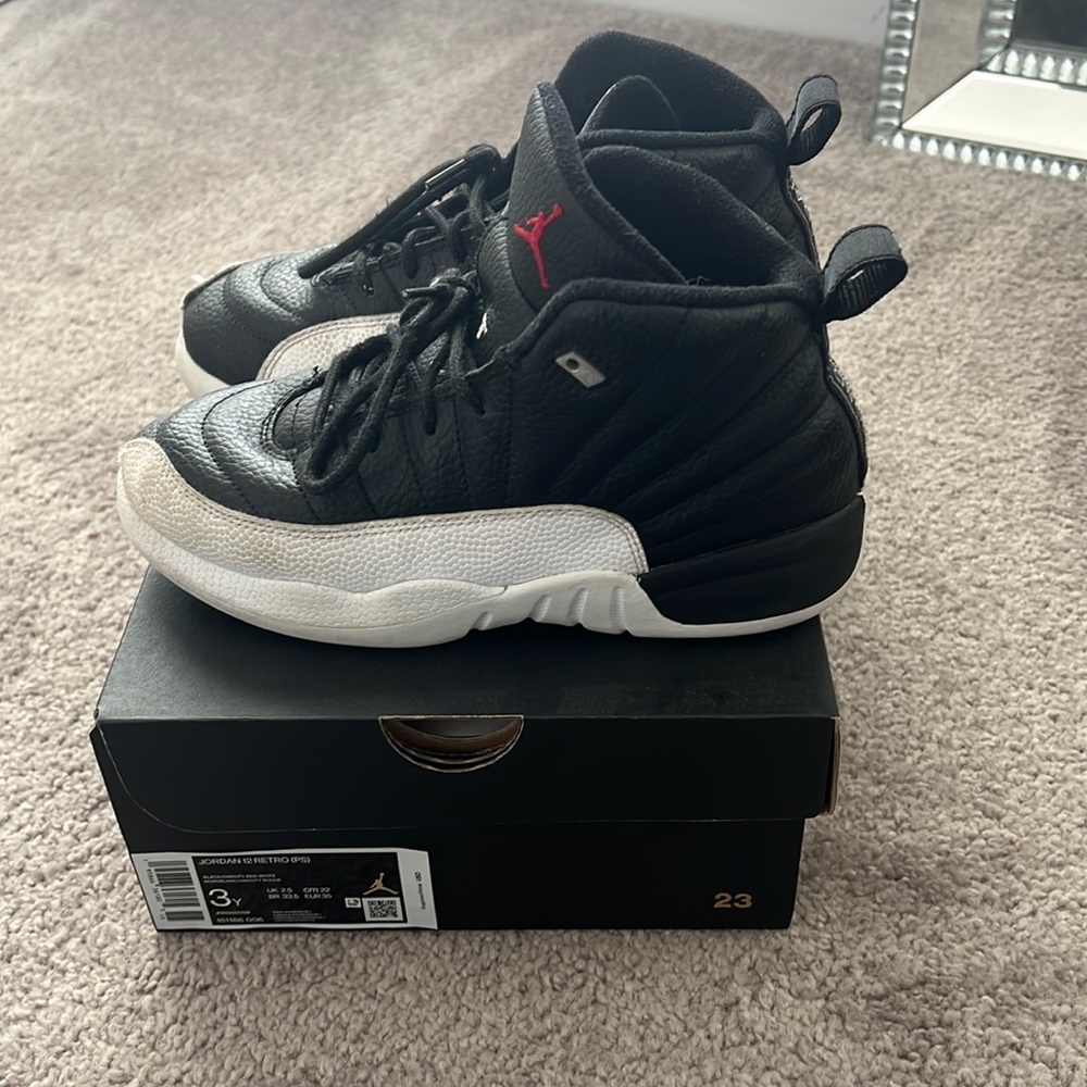 Jordan 12 Retro